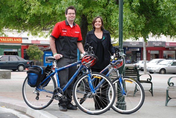 Logan McRae from Ride Cycles, and Courtney Hayhow from the Papakura Dsitrict Council